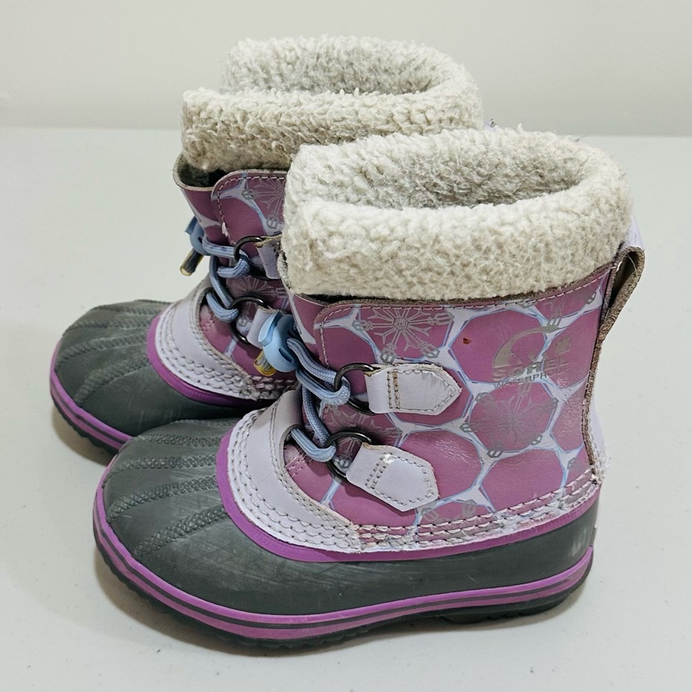Sorel Yoot Pac Youth Lavender Waterproof Faux‎ Fur Lined Girl Boots. Size 12